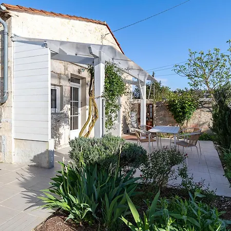 Belle Maison De