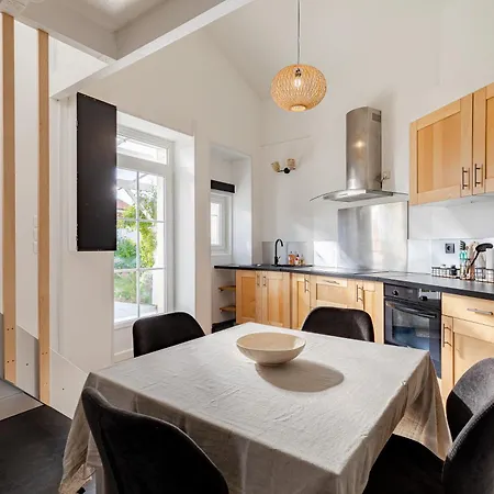 Belle Maison De l'Isle-d'Espagnac