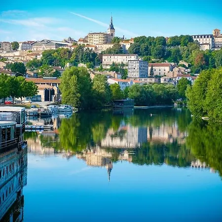 Vakantiehuis Belle Maison De l'Isle-d'Espagnac