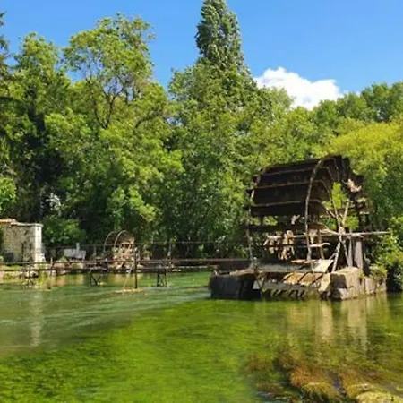 Tatil Evi Belle Maison De l'Isle-d'Espagnac